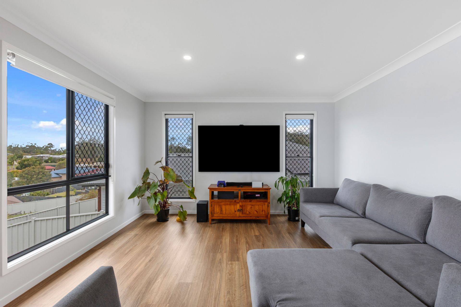 37 Furness Road, Southside - Thumbnail 8