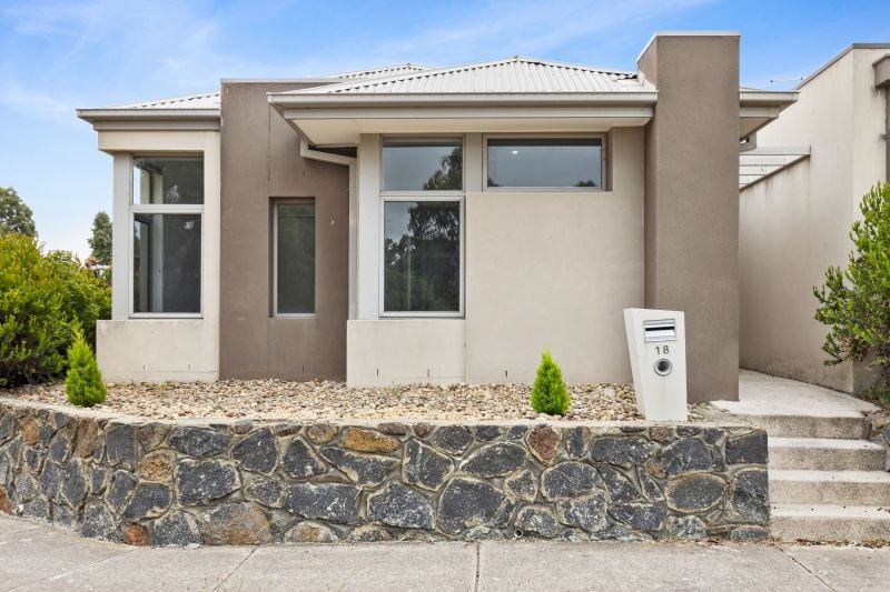 18 Viewrise Walk, Craigieburn