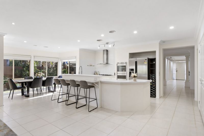 13 Wingate Court, Mill Park