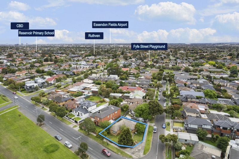 87 Cheddar Road, Reservoir