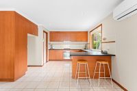 1/19 Sweet Gum Avenue, Narre Warren VIC