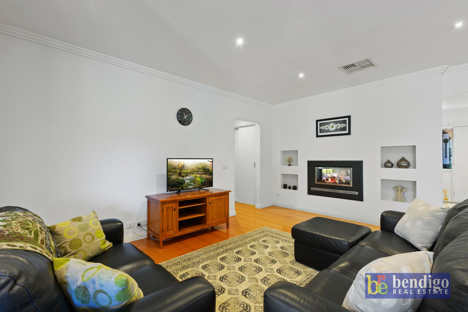 11 Woodlands Drive Eaglehawk VIC, Eaglehawk - Thumbnail 3
