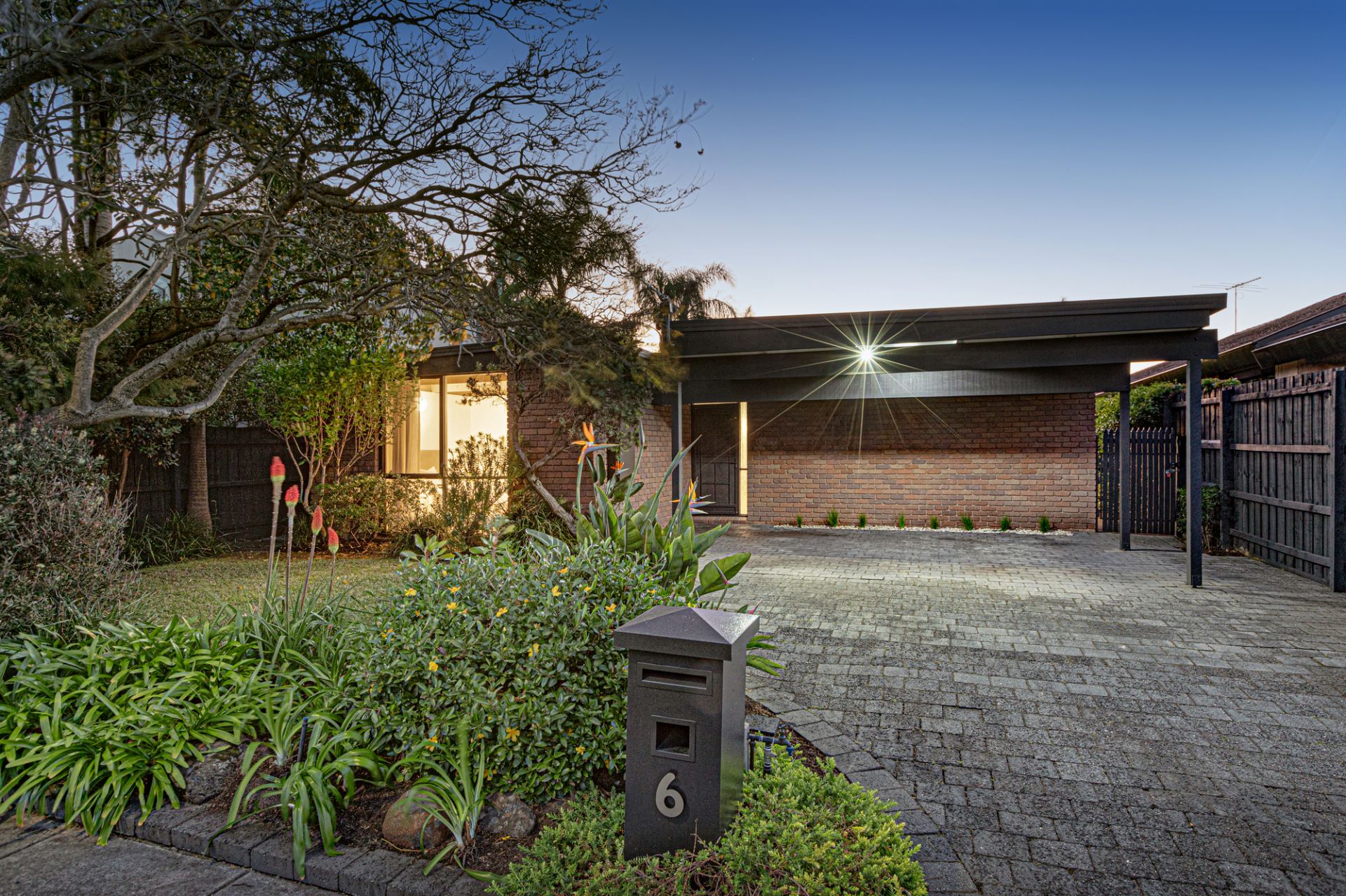 6 Lamellah Street, Caulfield, Caulfield - Thumbnail 2