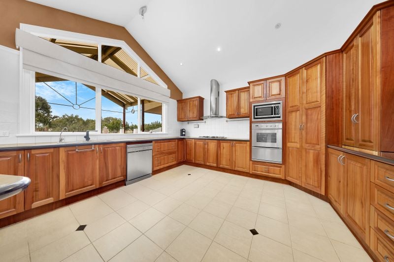 30 Forest Red Gum Drive, Mickleham