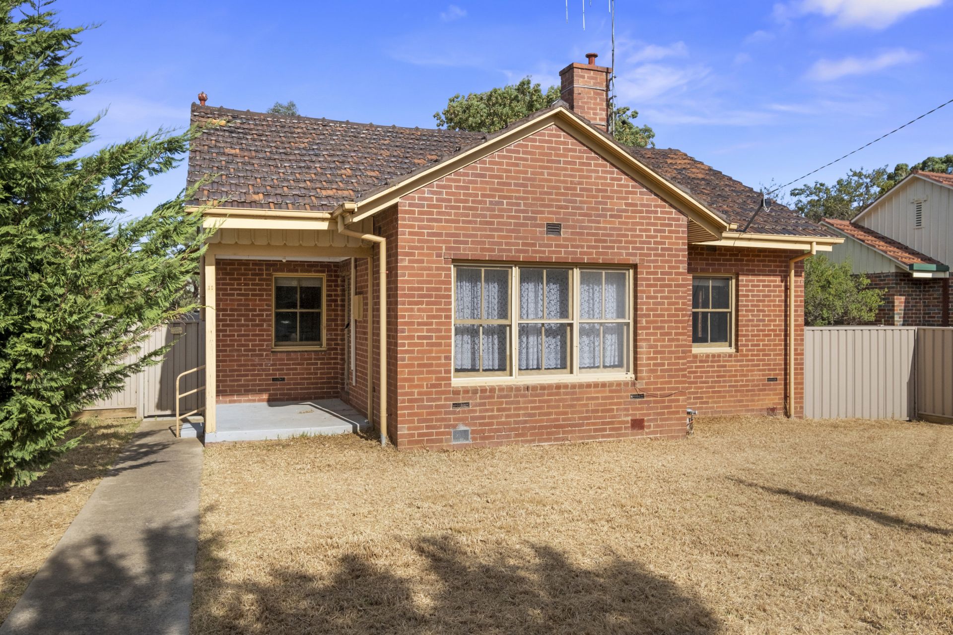 11 Churchill Avenue, Flora Hill, Flora Hill, Flora Hill - Thumbnail 2