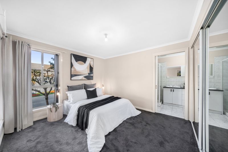 1/1 Pine Street, Thomastown