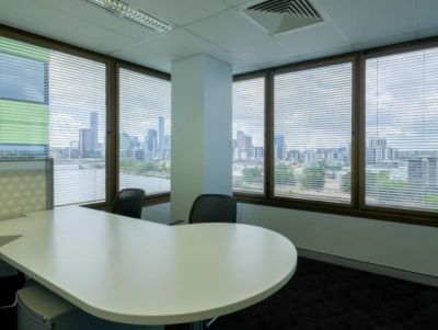 FULL FLOOR OPPORTUNITY - FUNCTIONAL OFFICE LAYOUT