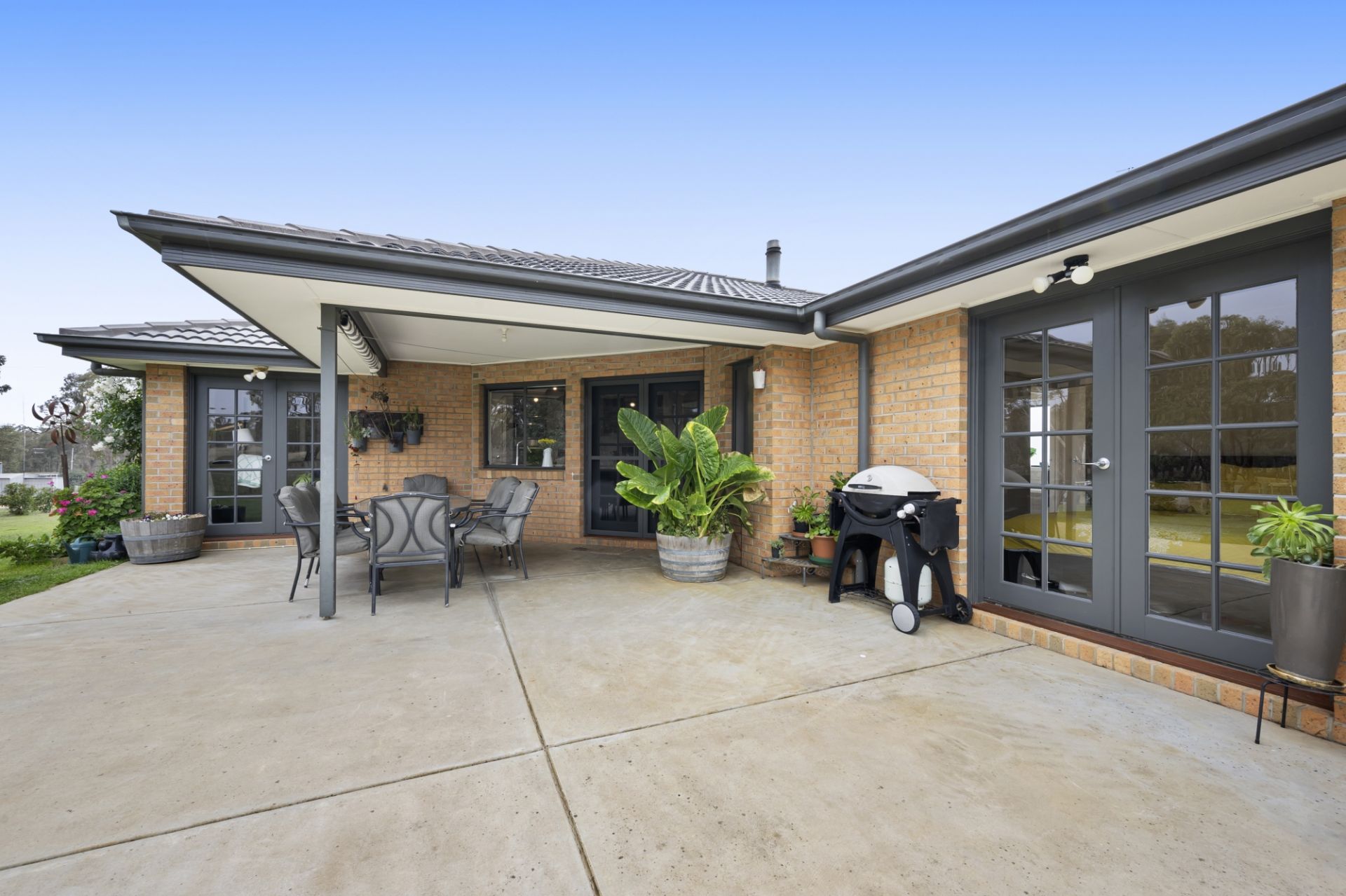 11 Lacy Street, Amherst - Thumbnail 3