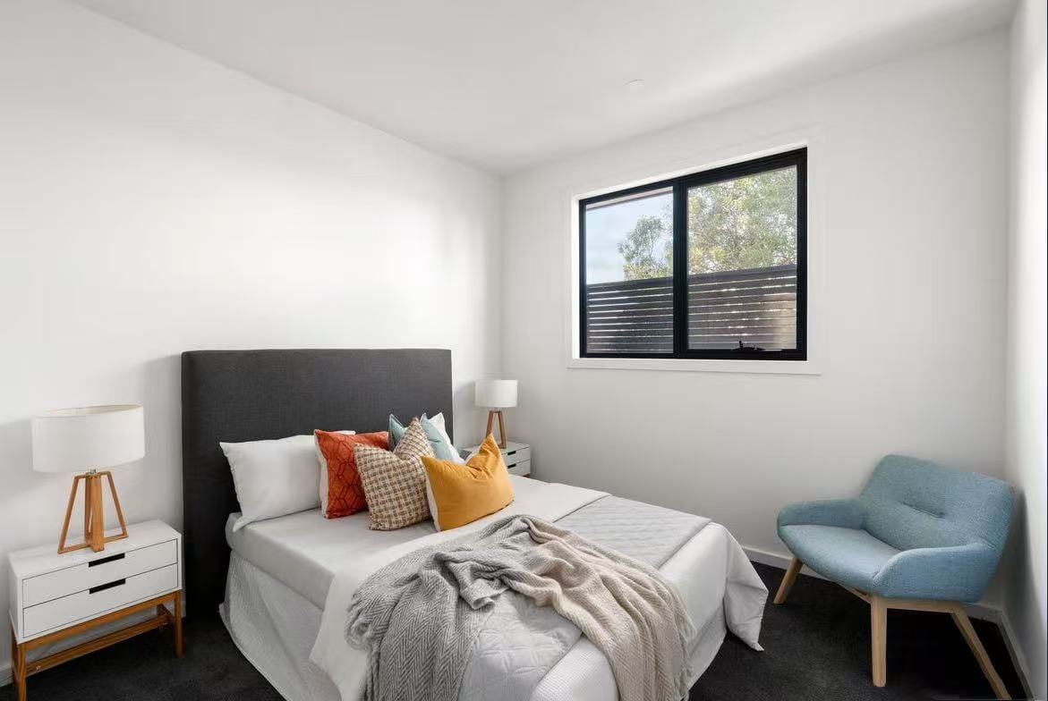 Brand New Townhouse in the Heart of Reservoir