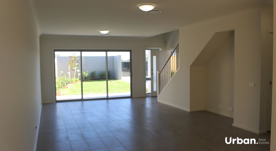 Moorebank 21 Hennessy Avenue