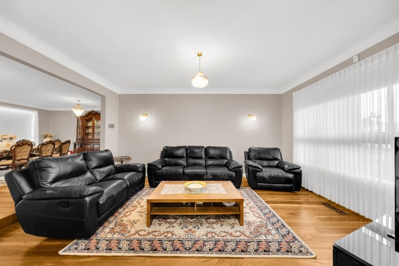 17 Woodleigh Street, Thomastown