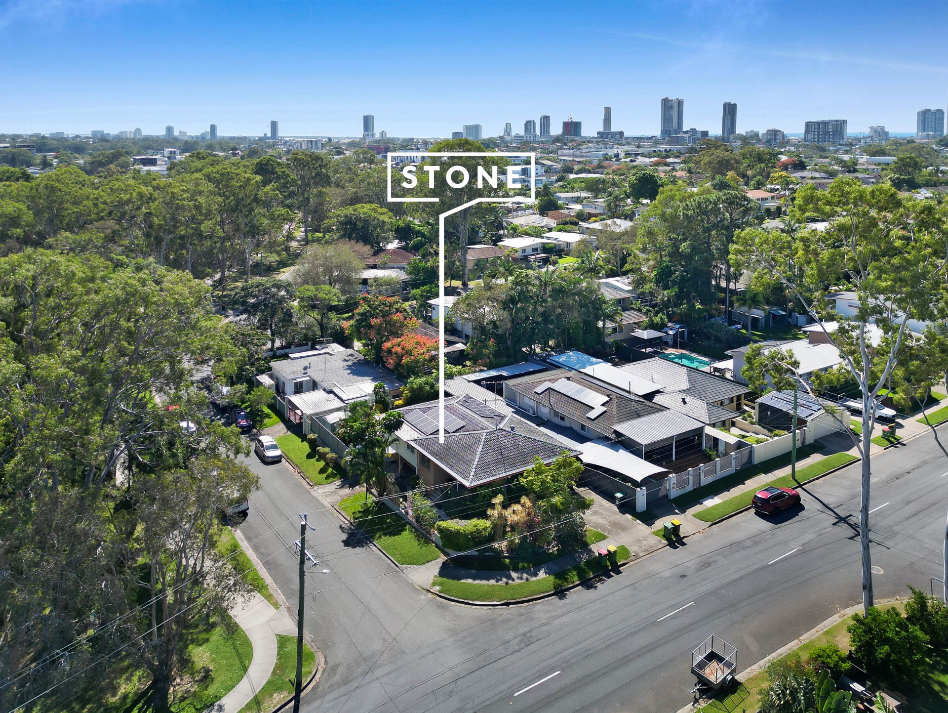 36 Nyora Street, Southport, Southport - Thumbnail 3