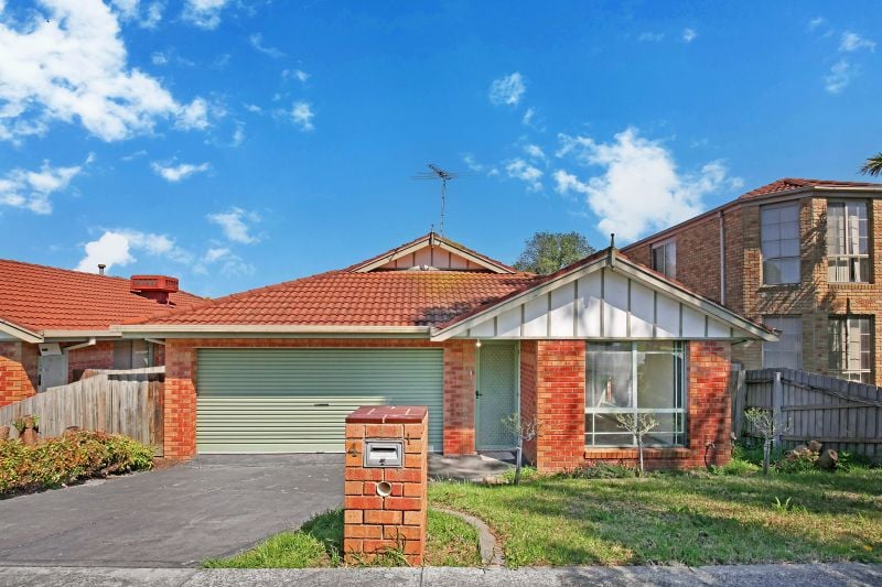 1/4 Hickey Court, Mill Park