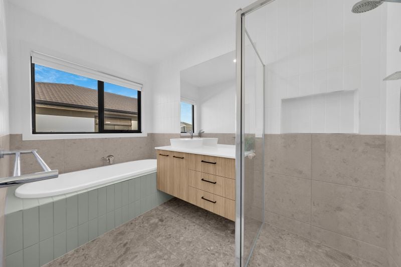 72 Clapham Avenue, Wollert