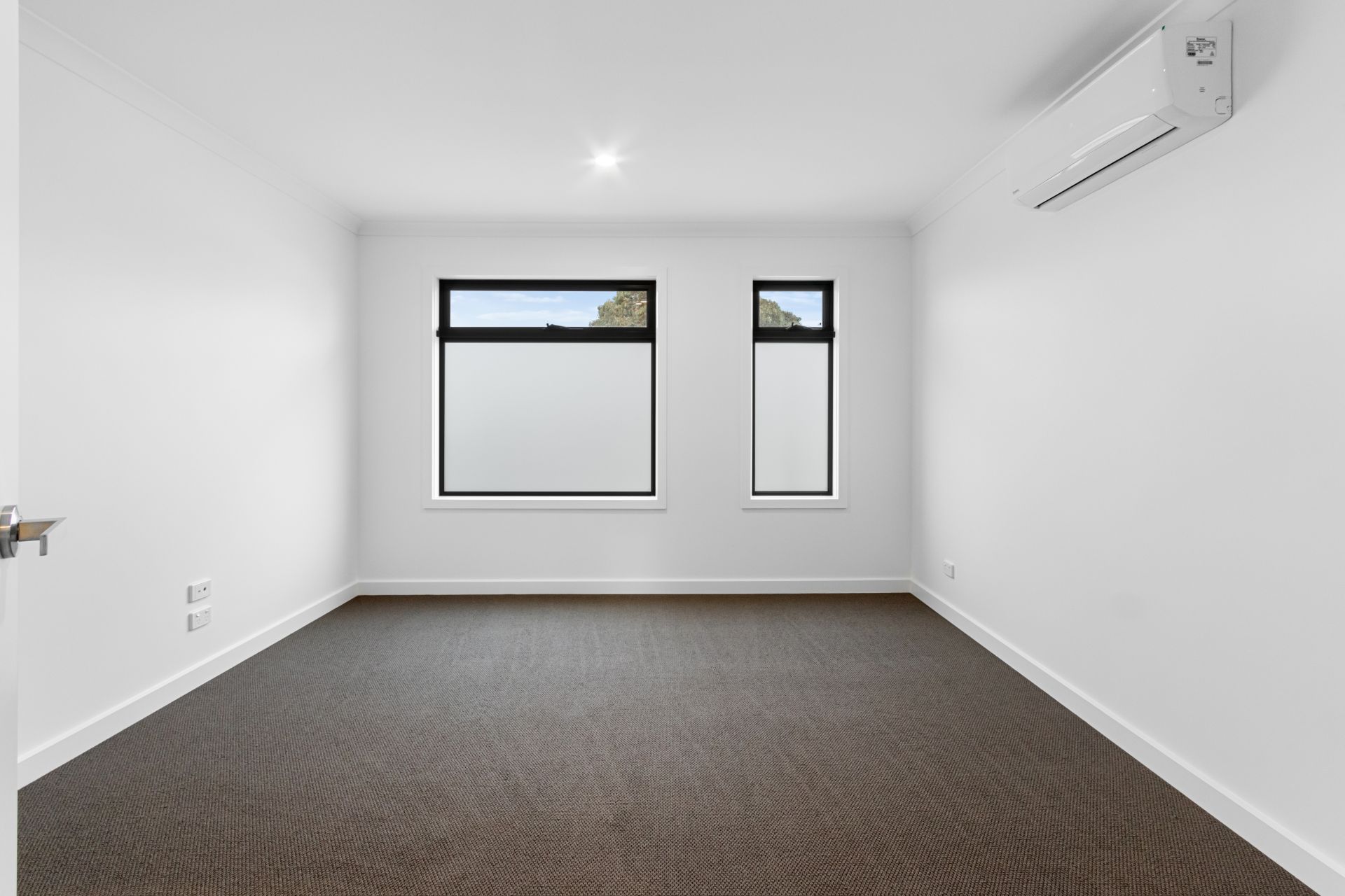 Embrace Modern Living in the Heart of Reservoir