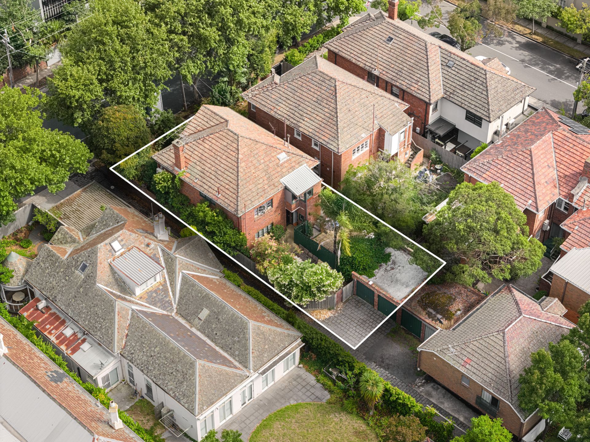 1&2/664 Orrong Road, Toorak, Toorak - Thumbnail 2