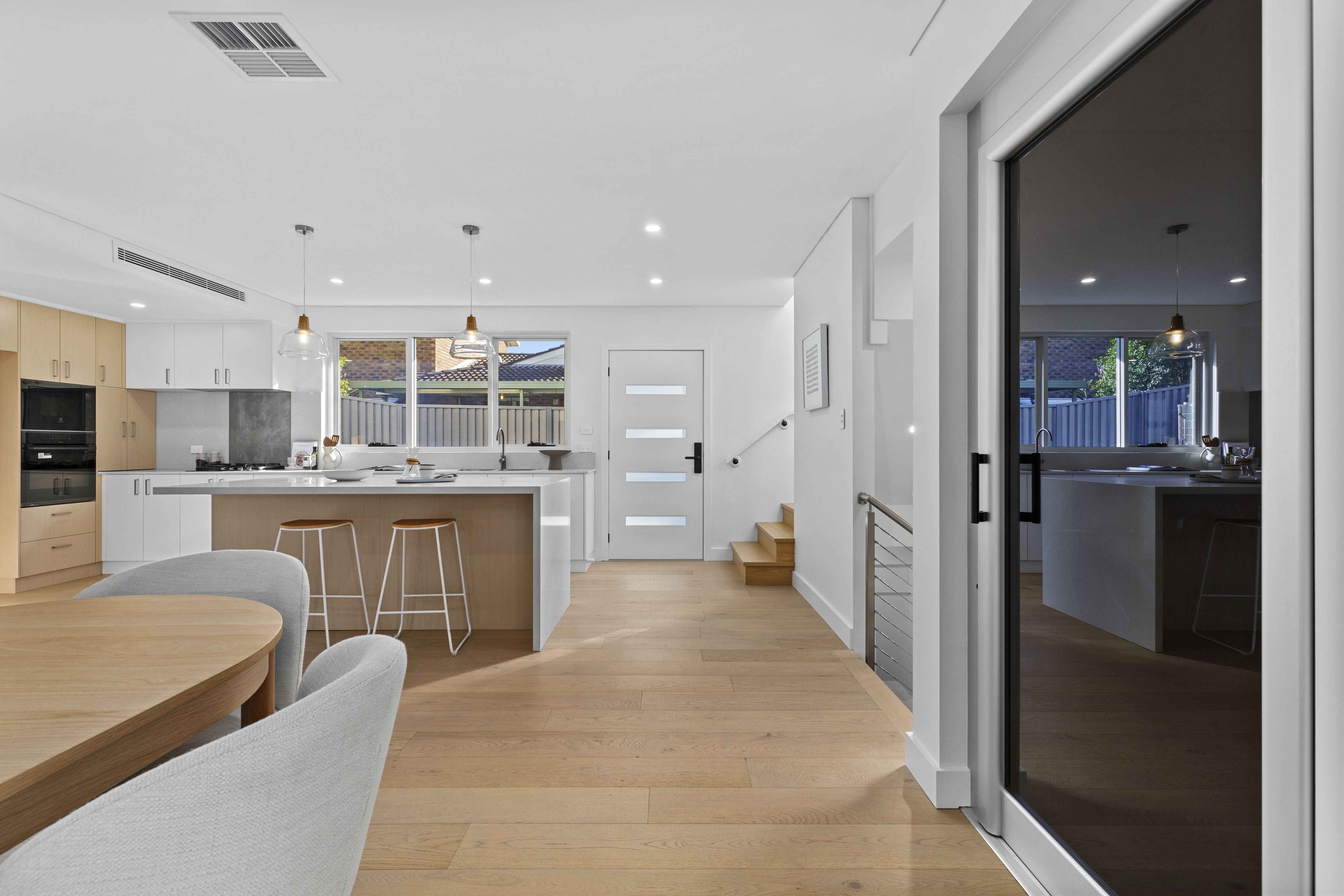 1/99 Yathong Road CARINGBAH 2229