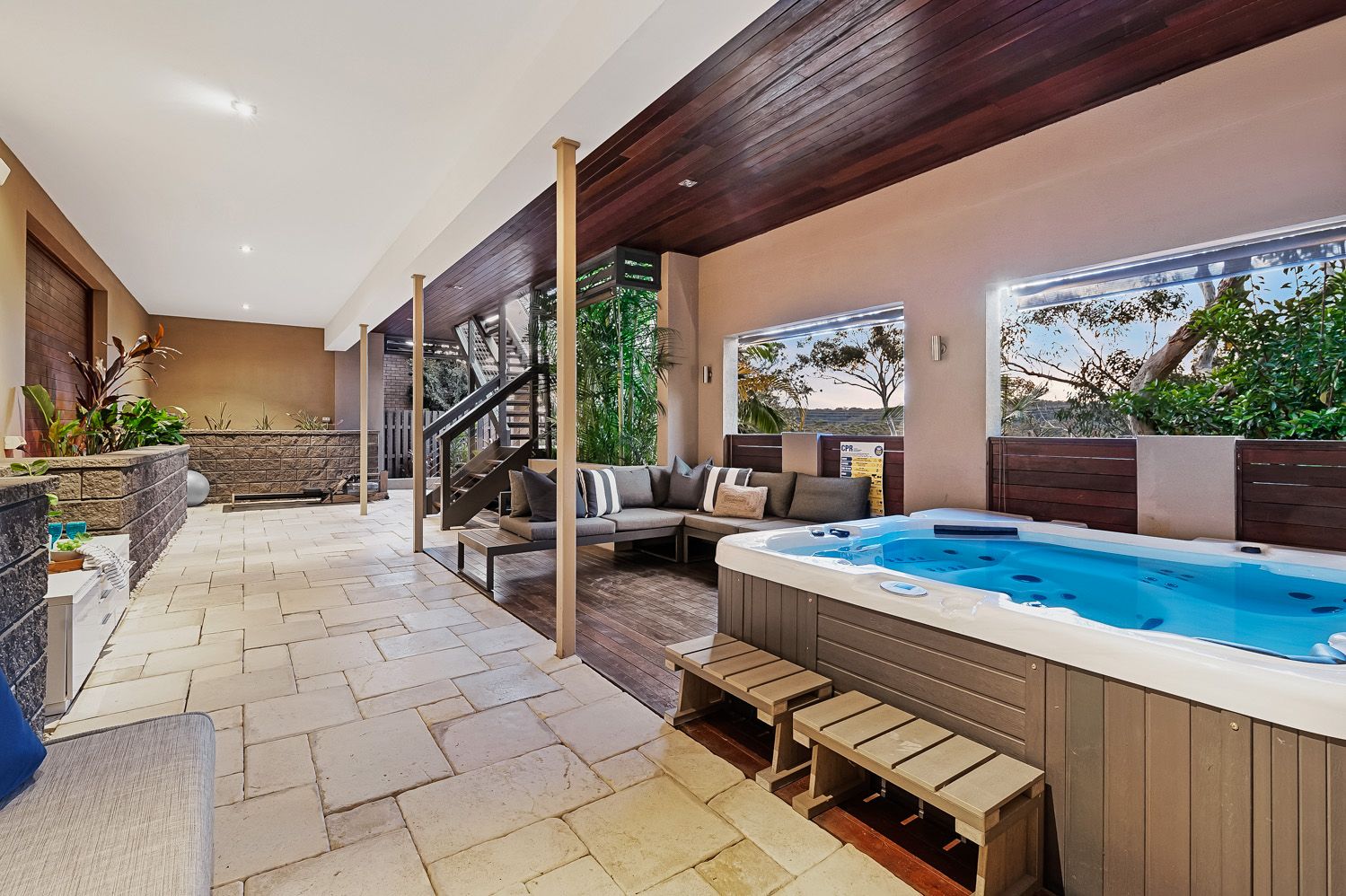 24 Bowral Close, Hornsby Heights, Hornsby Heights - Thumbnail 3