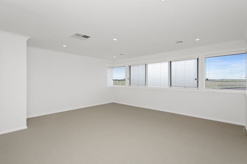 69 Lakeridge Drive, Wollert