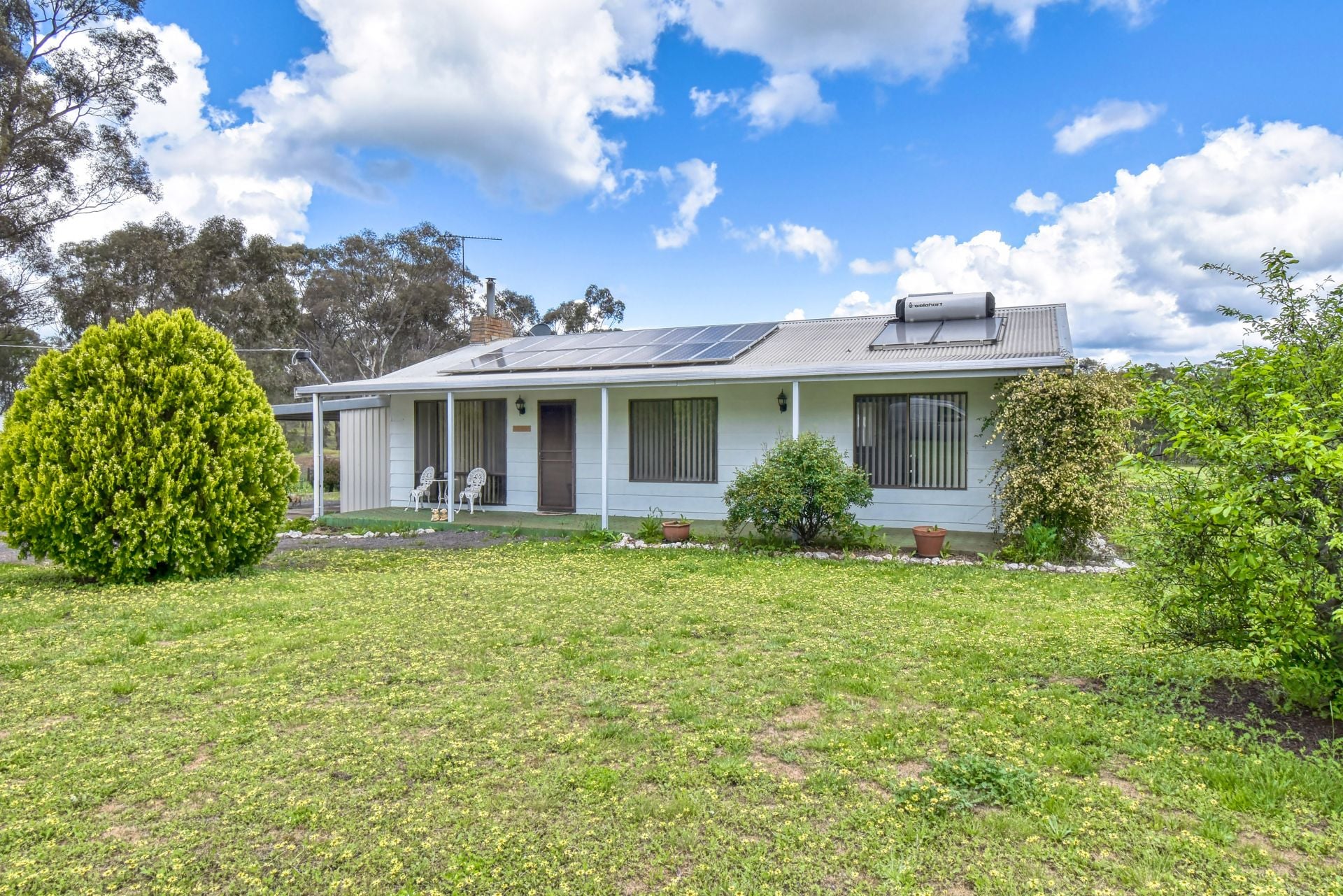 44 Menzies Drive, Daisy Hill, Daisy Hill - Thumbnail 2
