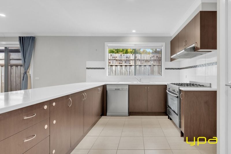 18 Nobel Drive Cranbourne West VIC, Cranbourne West - Thumbnail 4