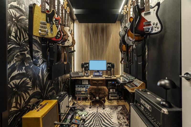 2F Best Street, Reservoir