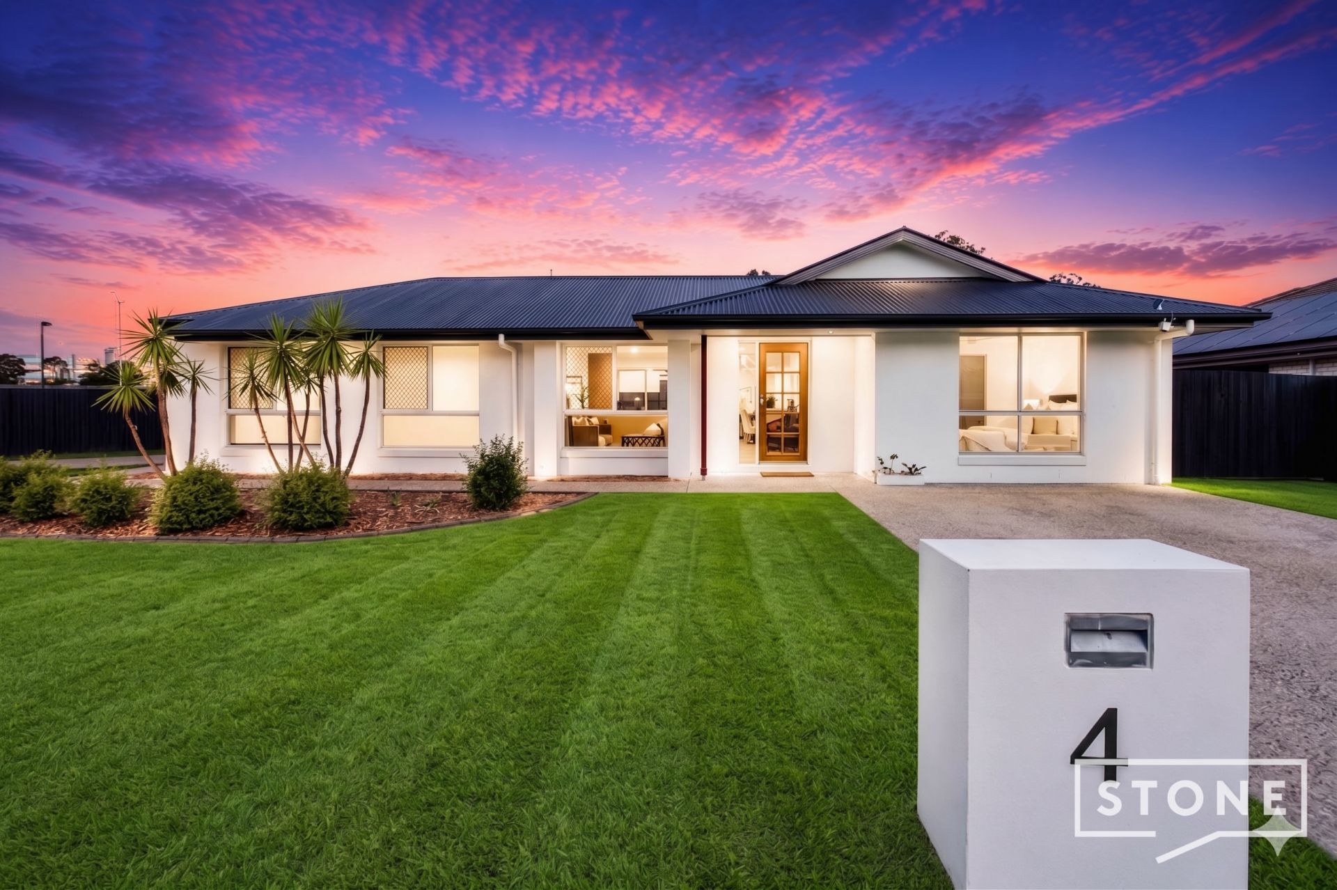 4 John Davison Place, Crestmead QLD, Crestmead - Image 1