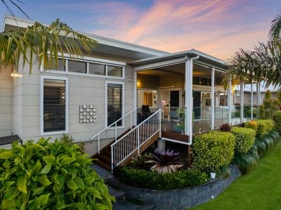 Bonny Hills 14 St Lucia Place