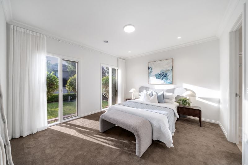 70 Ernest Jones Drive, Macleod