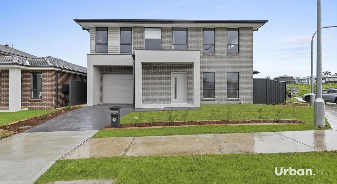 Austral 386 Tenth Avenue