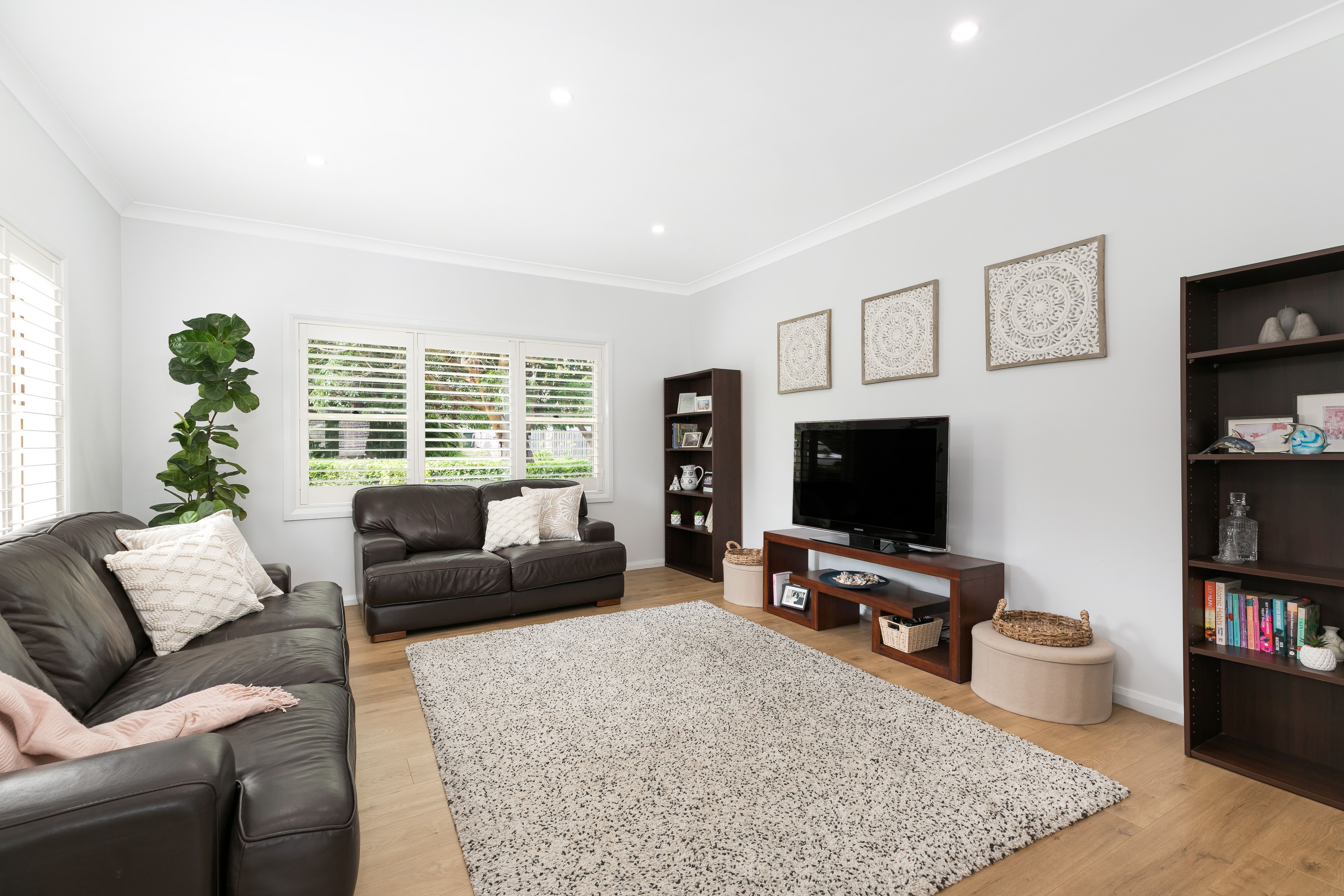 19 Caringbah Road WOOLOOWARE 2230