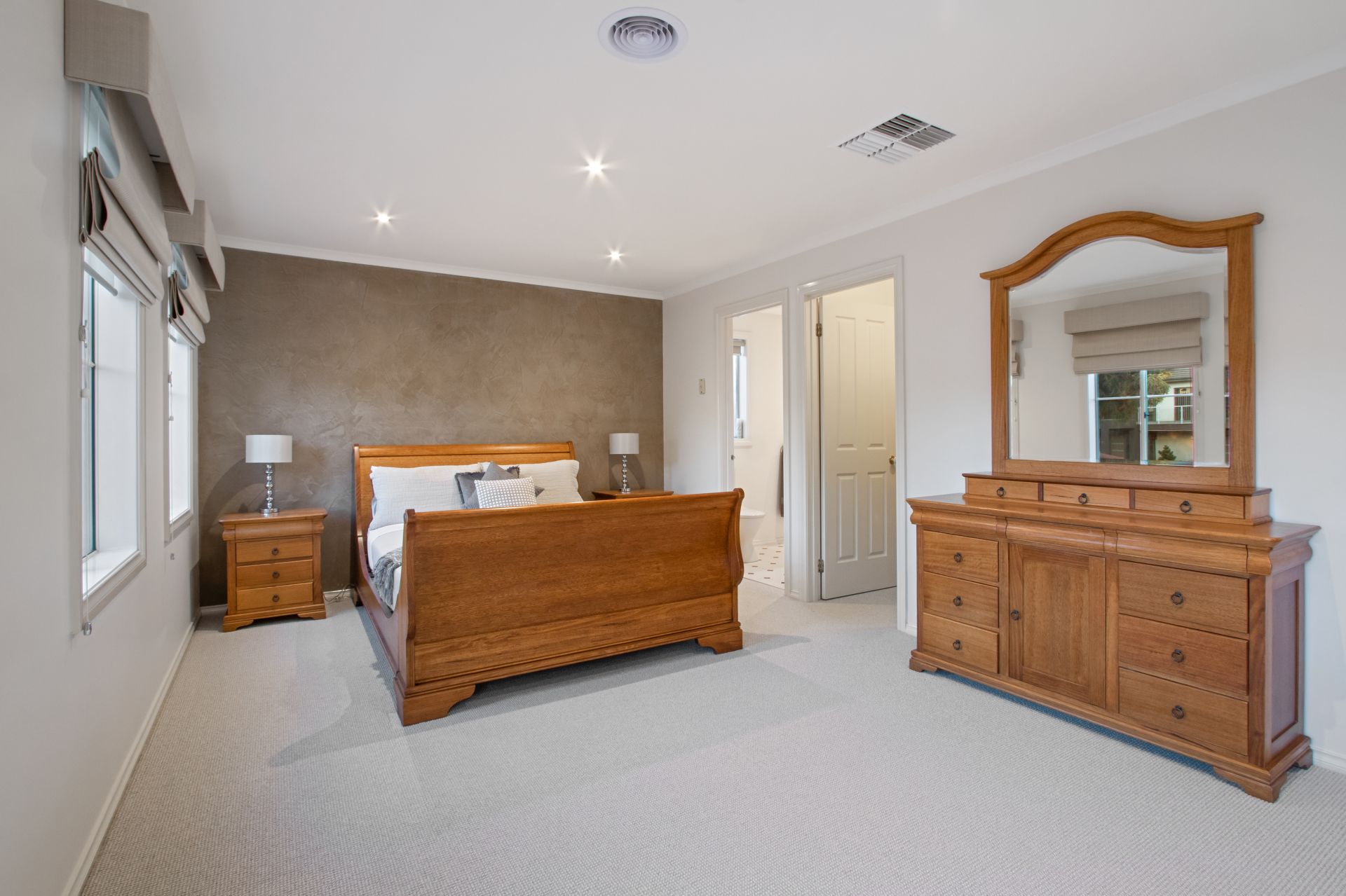 Display Home Standards
OFFERS CLOSE BY 21st OCTOBER @ 6PM (Unless Sold Prior)
