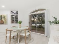 10/24 Ron Penhaligon Way, Robina, Luxurious Lakefront Living In Prestigious Emerald Lagoon - Thumbnail 7