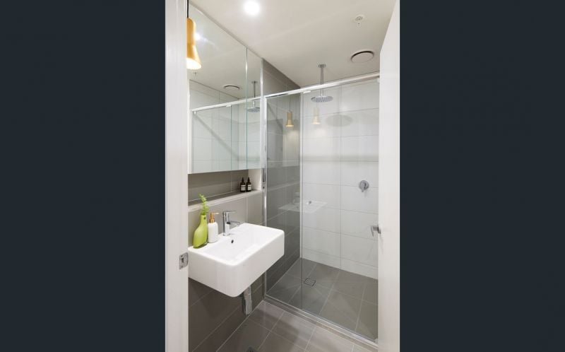 2502/89 Gladstone Street, South Melbourne