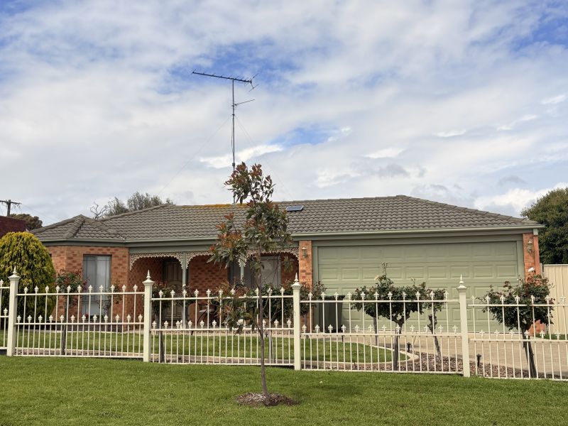 3 Hannan Crescent, Leopold VIC 3224