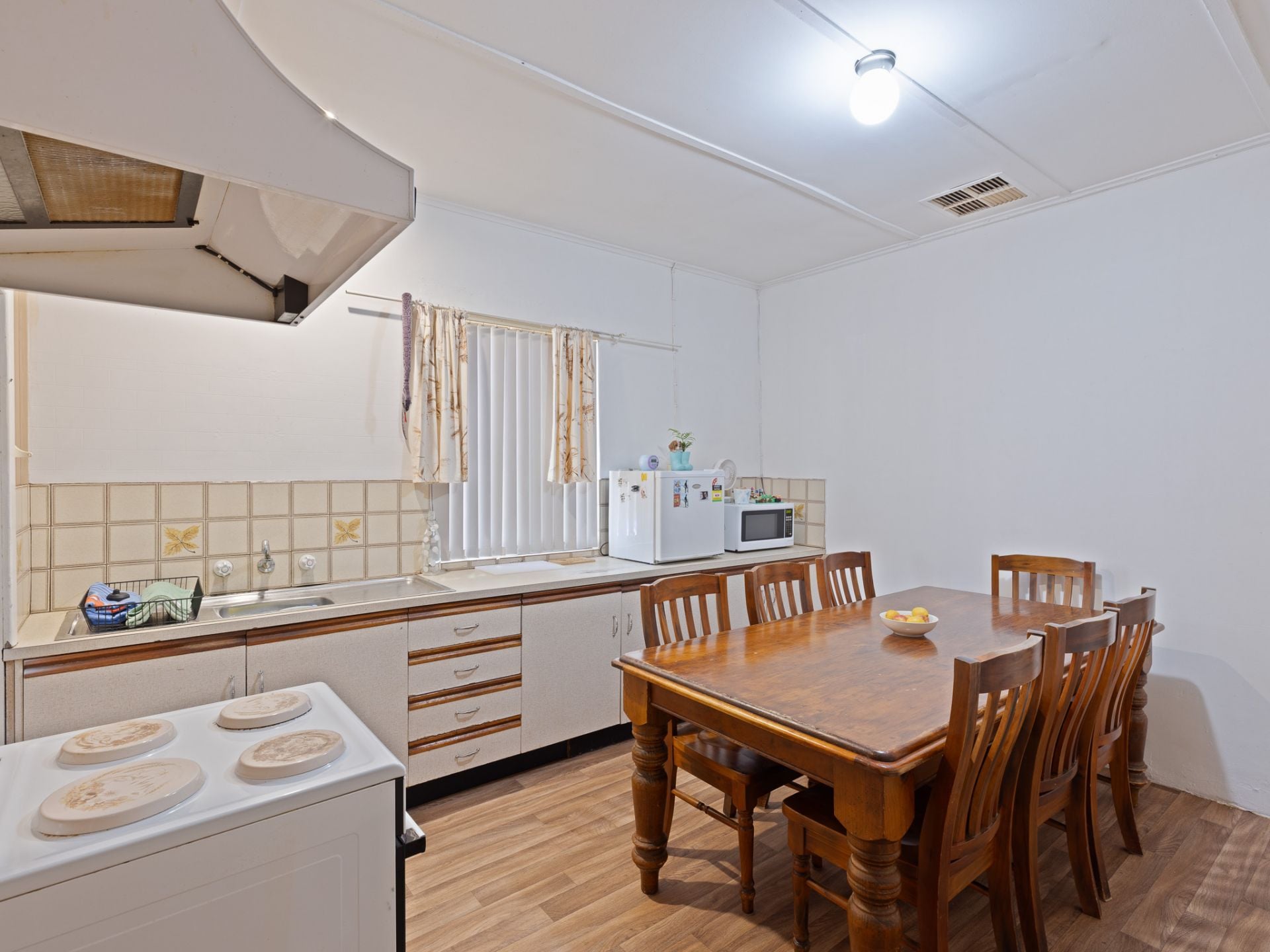 4 River Terrace Redhill SA, Redhill - Thumbnail 3