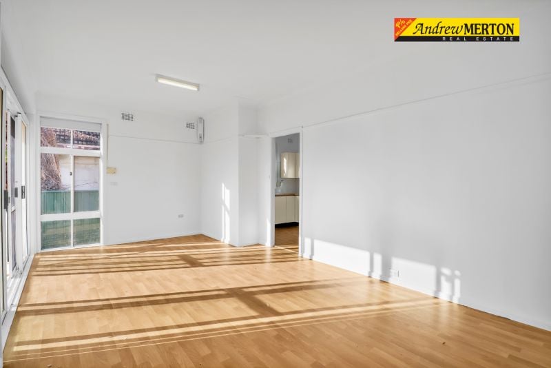 38 Ball Street, Colyton