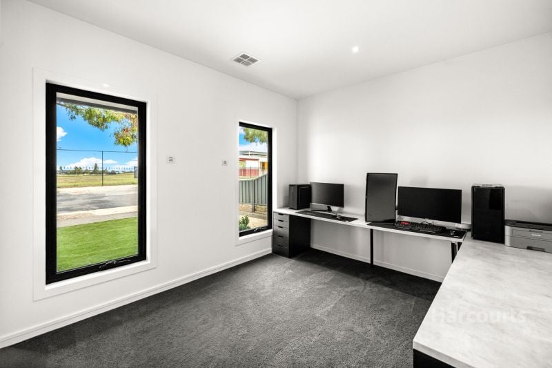 47 Enterprise Circuit, Fraser Rise