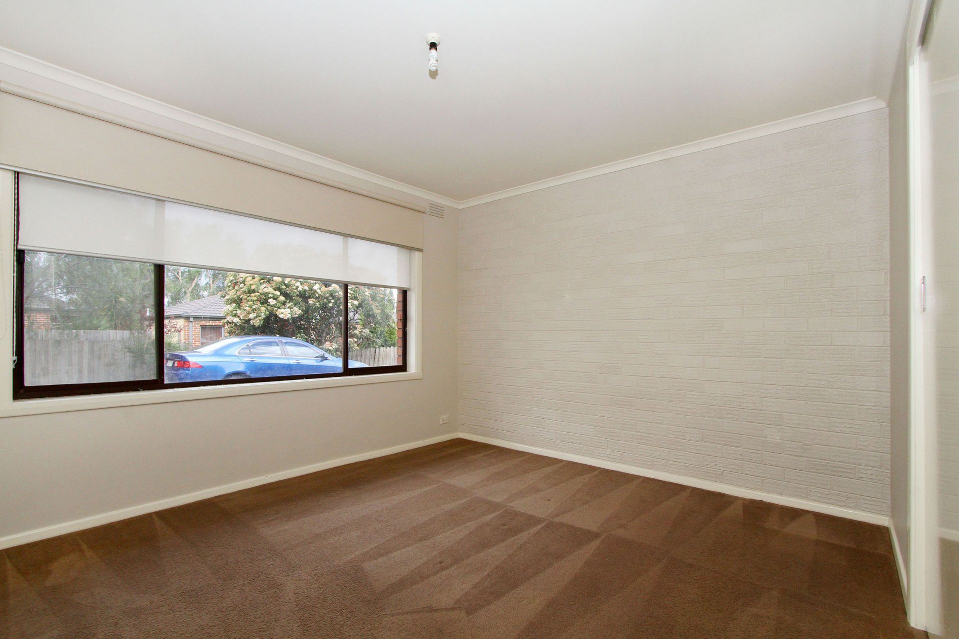 PERFECTLY LOCATED & PERFECTLY PRICED! *SHORT TERM LEASE ONLY*