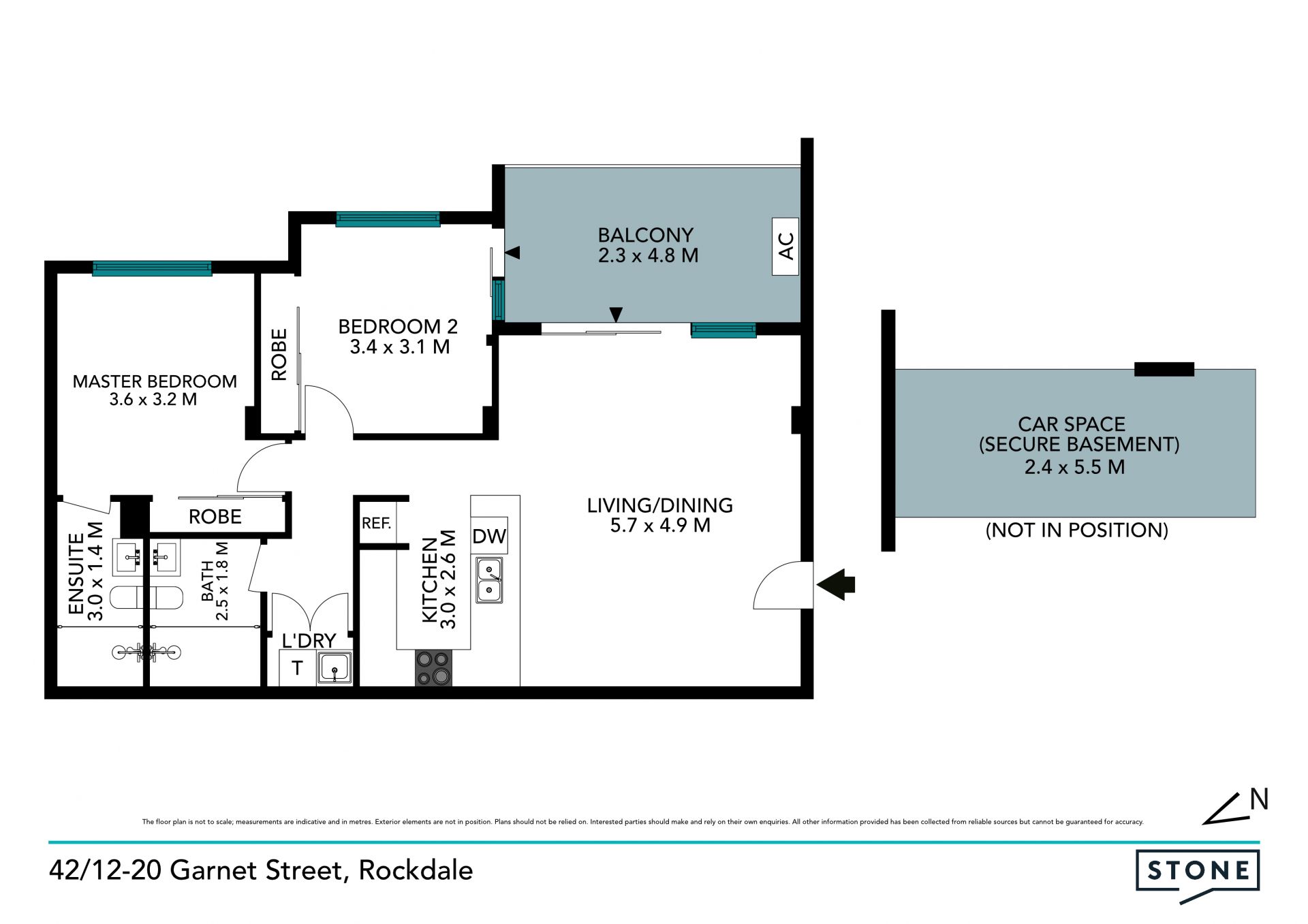 Near-new designer pad in parkland surrounds