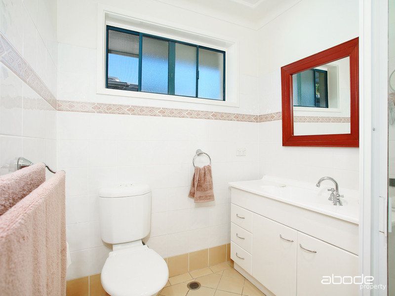 2 Castle Place, SYLVANIA, Sylvania - Thumbnail 7