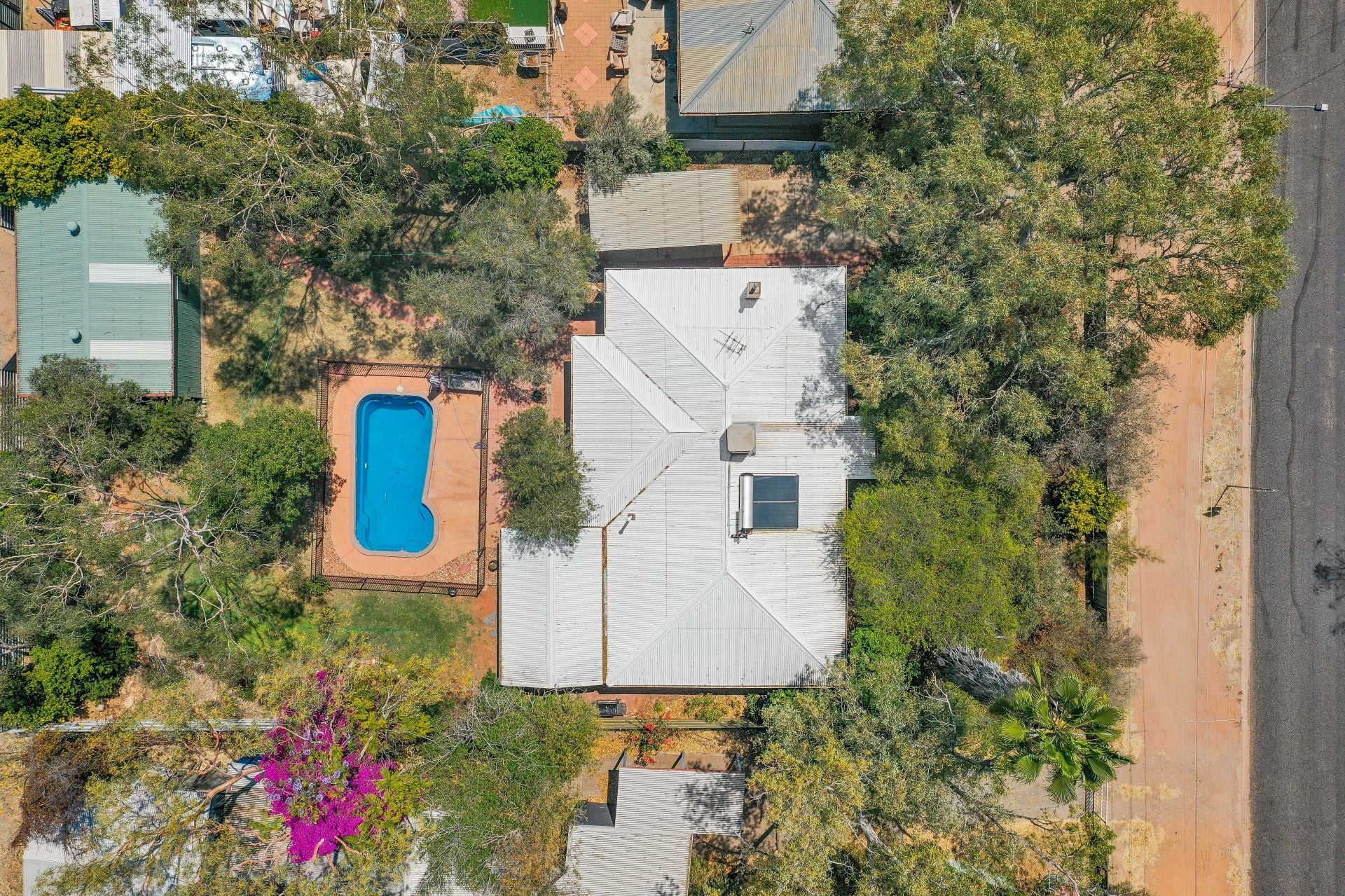 14 Woods Terrace Braitling NT, Braitling - Thumbnail 2