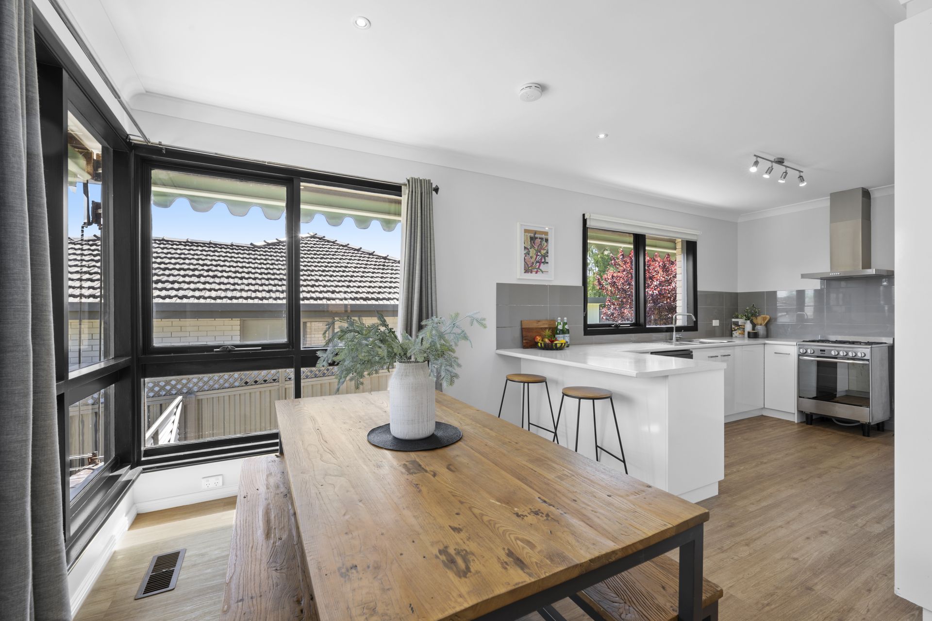 14 Robert Drive, Ballarat North, Ballarat North - Thumbnail 6