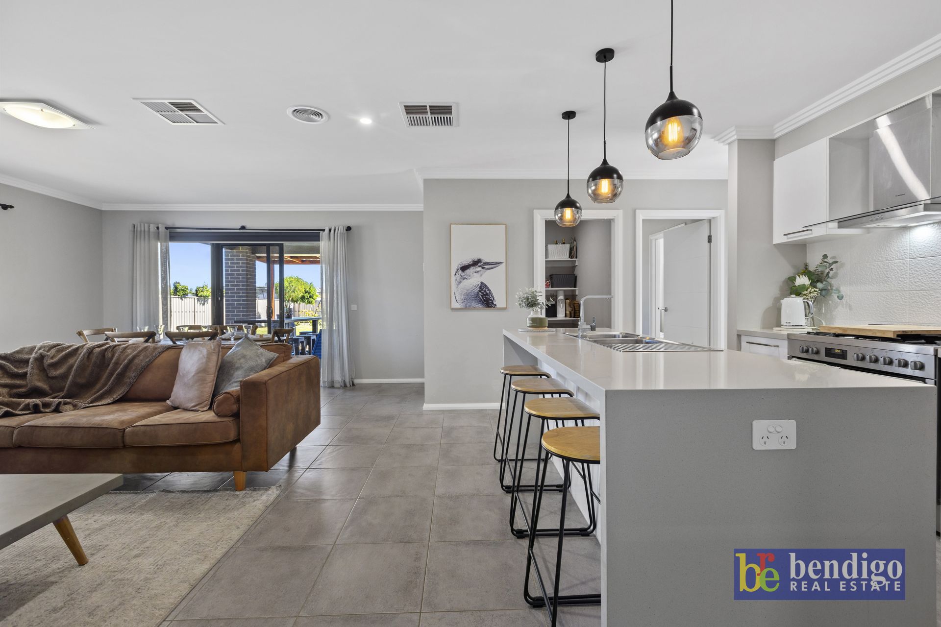 18 Charolais Court Ascot VIC, Ascot - Thumbnail 5