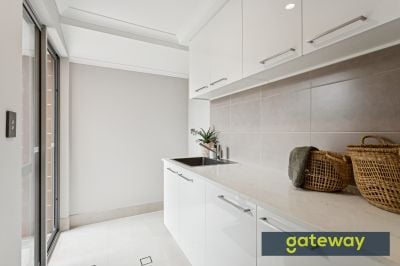 9 Joust Way, Brabham