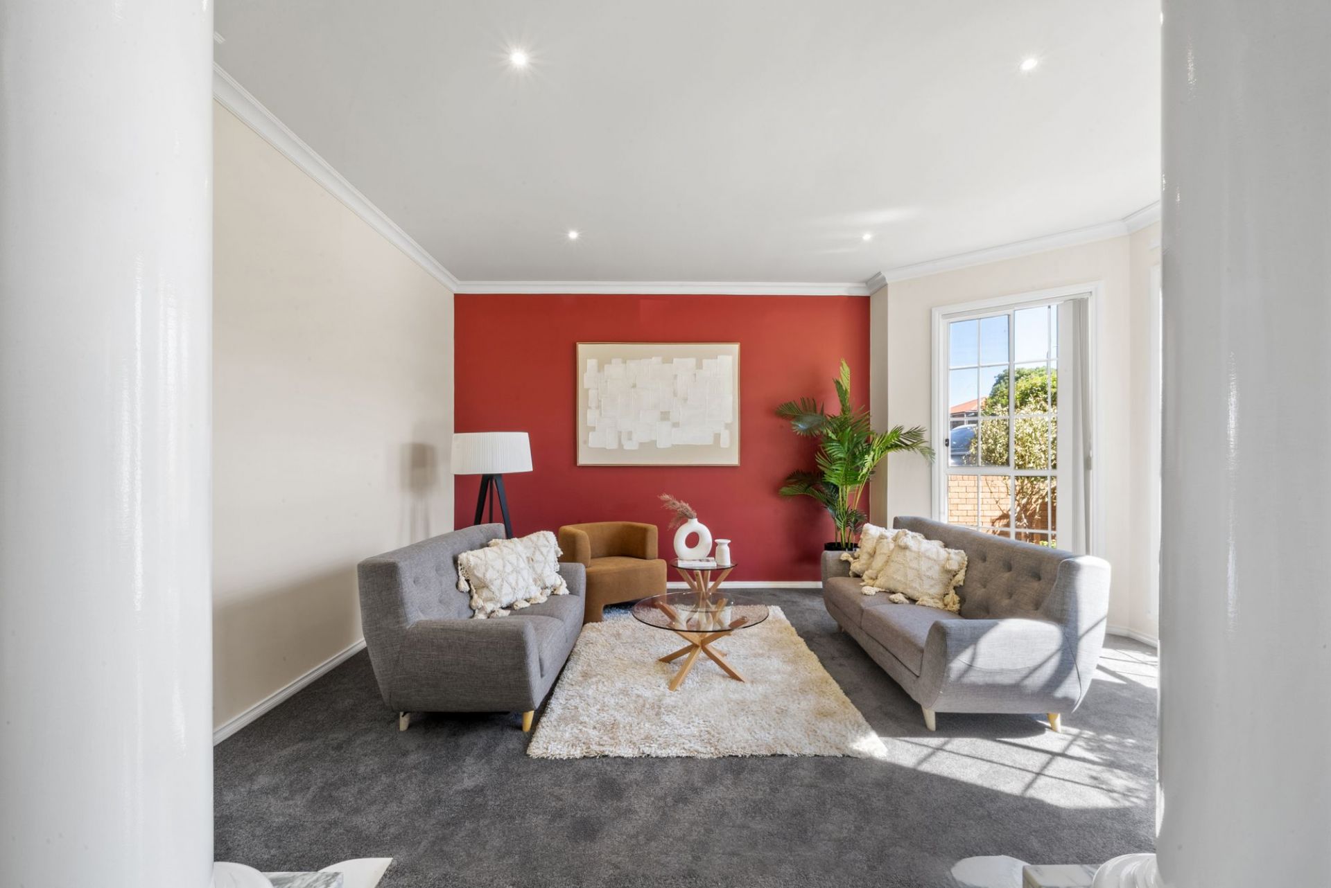 Family Scale Living in a Blue-Chip Mill Park Pocket