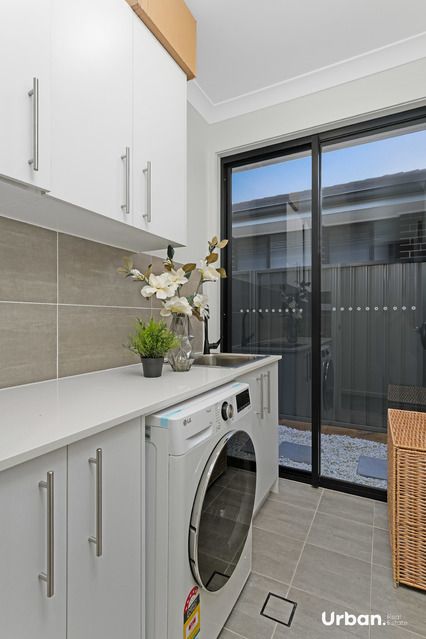 Denham Court 41 Pimelea Avenue