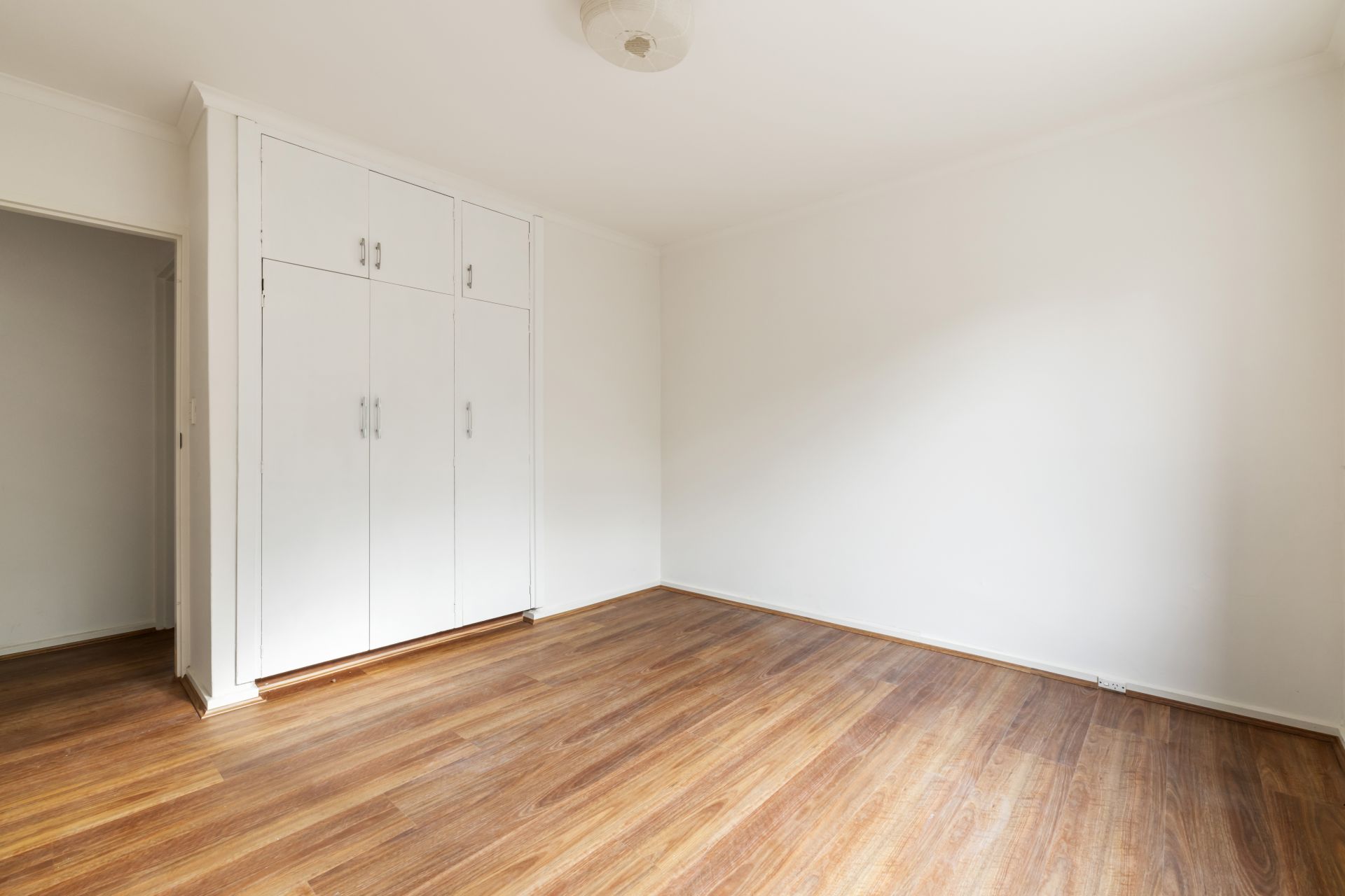 2 Bedroom Apartment on Pender Street