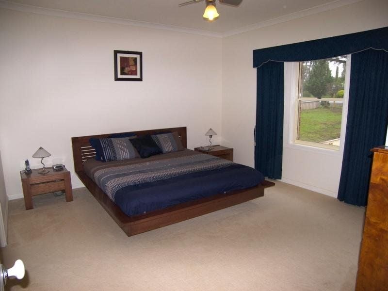 31 Monsants Road MAIDEN GULLY VIC, Maiden Gully - Thumbnail 4