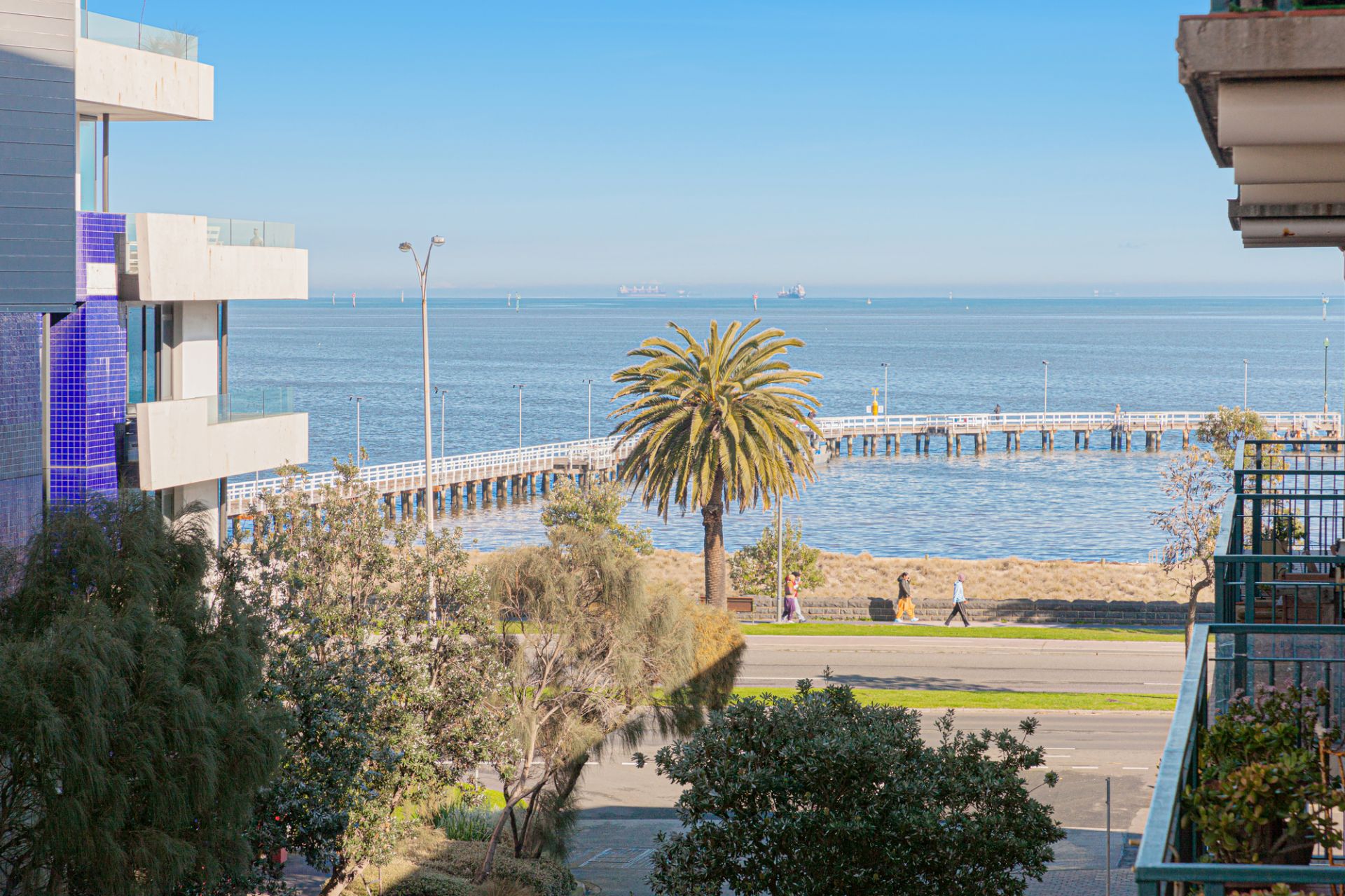 841/1 Esplanade West, Port Melbourne, Port Melbourne - Thumbnail 2